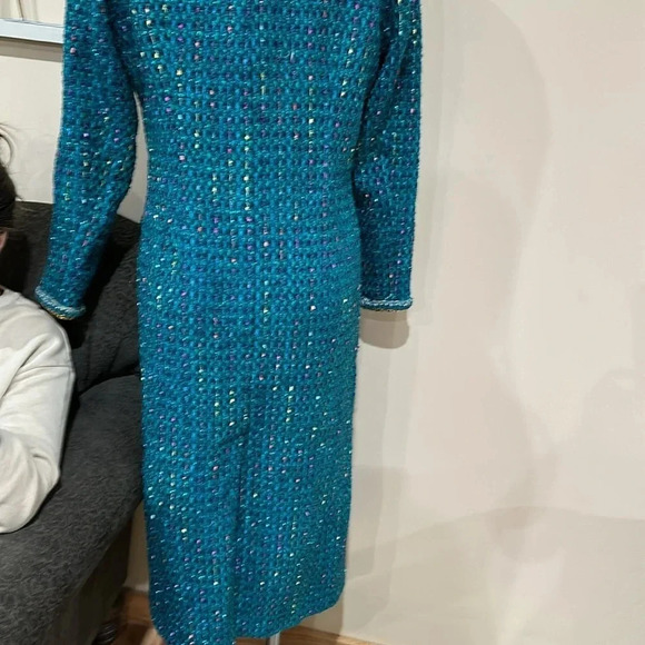 Elegant  Tweed dress - Picture 5 of 13